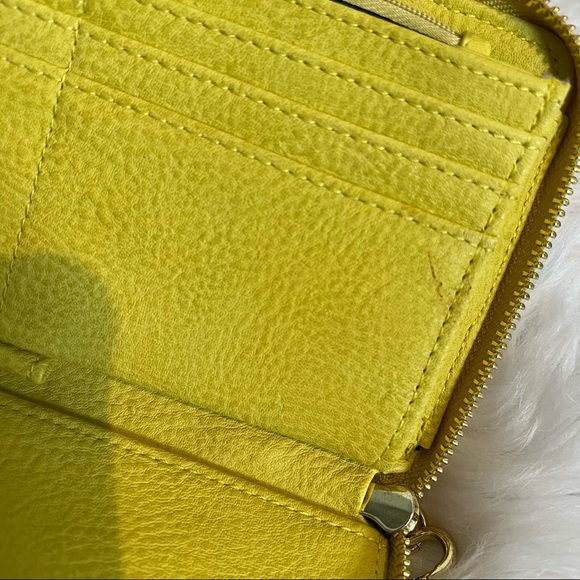 Steve Madden Neon Yellow Clutch/wristlet - Picture 7 of 10